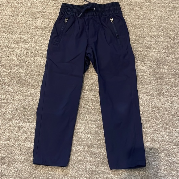 Variety of little Boy Pants and Joggers (XS) - Picture 3 of 9